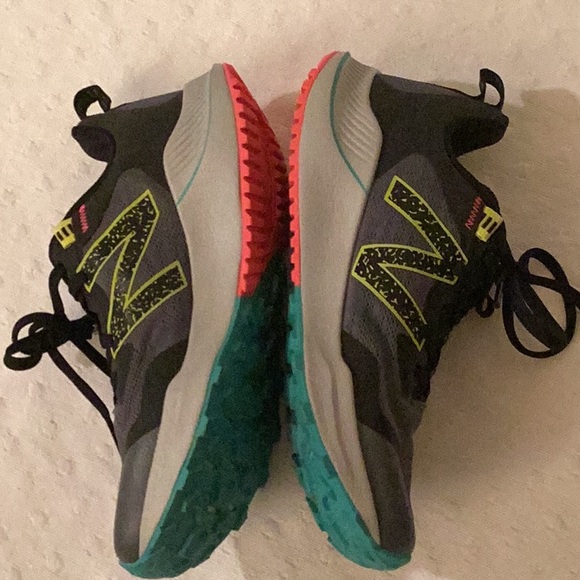 New Balance trail nitro Dynasoft,, dark gray running ladies sneakers # 8 M. - Picture 7 of 8